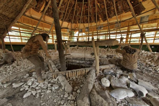 Krzemionki. Pawilon naszybowy „Wojciech” z rekonstrukcją otoczenia wyjścia z szybu 7/610. Fot. Krzysztof Pęczalski