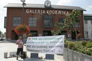 Stop Elektrowni Północ” informowałao skutkach budowy elektrowni, czerwiec 2014 r. fot. Radosław Sawicki