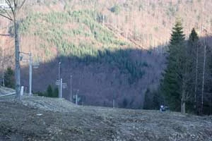 Trasa zjazdowa wyciągu „Czarny Groń”. Fot. z archiwum Pracowni