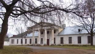 
Ruiny pałacu Potockich w Wysokiem. Fot. Janusz Korbel

