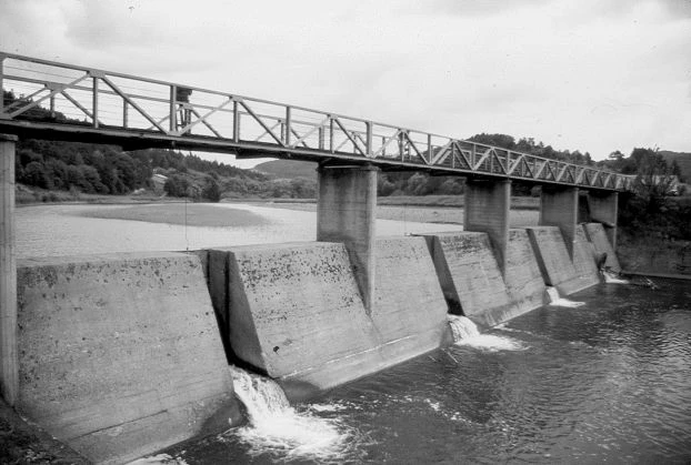 Rzeka w betonie, szczytowe osiągnięcie myśli hydrotechnicznej. Fot. Dariusz Matusiak