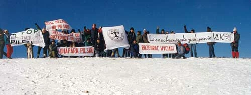 Protest przeciwko nielegalnym wyciągom na Pilsku, luty 1996