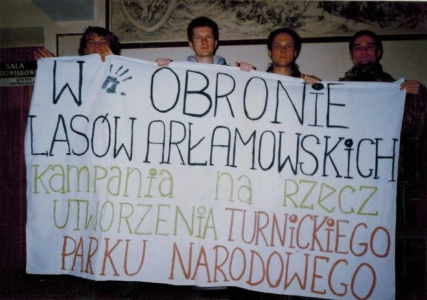 Dezerter na Trasie Arłamowskiej, od lewej: Tony, Krzysiek, Paweł, Robert, Krosno, kwiecień 1996 r. Fot. Grzegorz Bożek