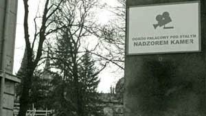 Naturę najlepiej ogrodzić i zamknąć pod kluczem. Fot. Monika Stasiak