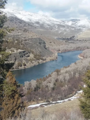 Ochrona środowiska wśród plemion indiańskich oznacza wielokrotnie ochronę ich świętych miejsc. Fot. Krzysztof Mączkowski