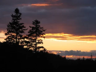 Zachód słońca nad Doliną Soły, Beskid Żywiecki. Fot. Radosław Truś