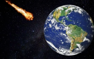 
Johan Rockström w filmie „Świat na granicy” przyrównuje obecną sytuację do ogromnej asteroidy, która pędzi w stronę Ziemi. Fot. Pixabay pixabay
