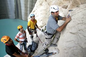 Mehrdad Zargari w czasie pracy