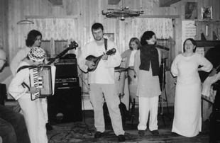 Zespół Czeremszyna gra dla uczestników Walnego Zebrania Pracowni. Fot. Radosław Ślusarczyk