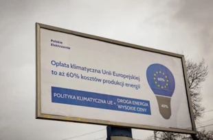 Banery Polskich Elektrowni stoją na prawie każdym przysłowiowym rogu. Tylko, czy tak nachalna propaganda ma szansę być skuteczna? Fot. Cezary Kowalski