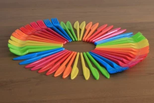 Nie potrafimy poradzić sobie z plastikami, 80% odpadów plastikowych zostaje z nami. Fot. pixabay.com