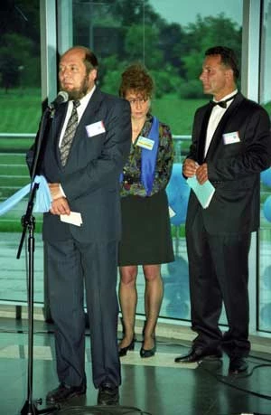 Jerzy Wertz na uroczystym otwarciu Krakowskiego Festiwalu Wody – zrealizowanego w ramach polsko-amerykańskiego programu edukacyjnego „Błękitny Kciuk” przez ROEE. Fot. Kaj Romeyko-Hurko