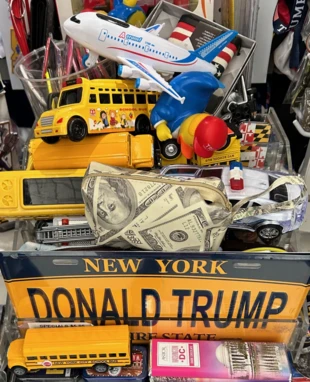 Kramik z pamiątkami podczas wyborów prezydenckich w USA. Fot. Dagmara Stanosz