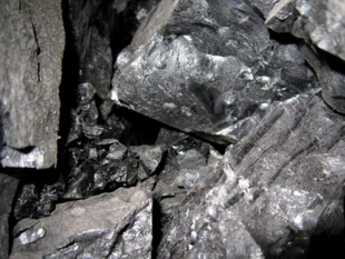 
Węgiel – kiedy przestaniemy marnować ten skarb?

