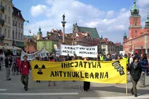 
Demonstracja Inicjatywy Antynuklearnej, Warszawa. Fot. Lech „Lele” Przychodzki
