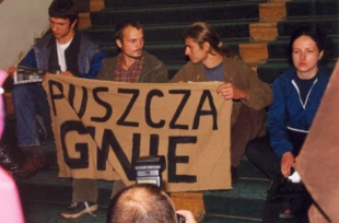 Członkowie Pracowni podczas akcji w ministerstwie środowiska. Fot. Janusz Rubisz