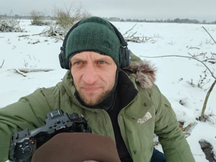 Piotr Chara w terenie. 